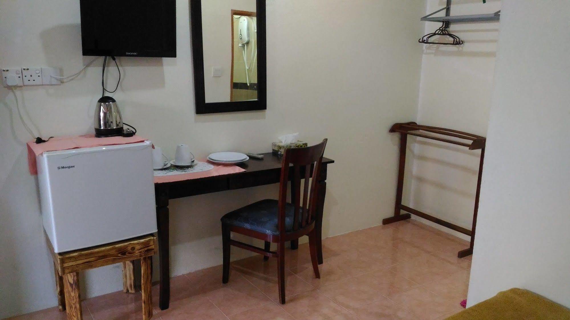 Tok Man Inn Langkawi Екстериор снимка
